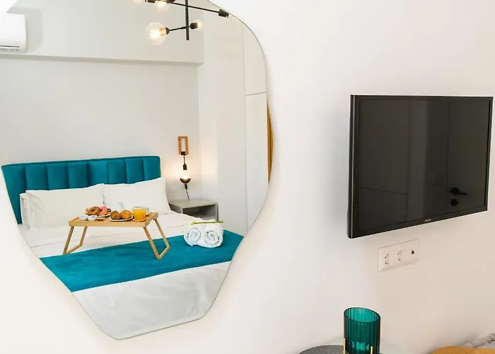 #avant_garde #beach 2',downtown 5' *